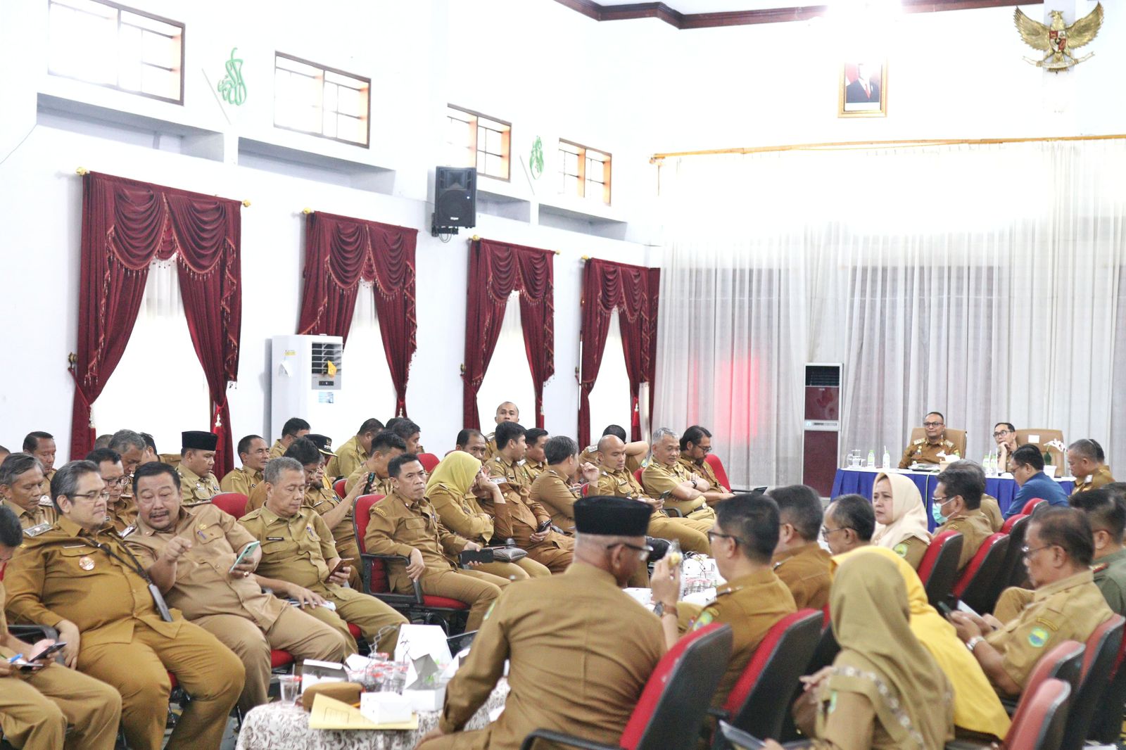 Pj. Bupati Subang Pimpin Briefing Staff, Tekankan Poin Penting Jelang Pelaksanaan Program 2025*